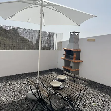 Casa La Asomada El Hierro *